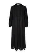 Schwarzes Baumwollkleid mit Rüschkragen, aufwendiger Spitzenverzierung am Oberteil und Lochmuster-Saum. Lockere Passform, lange Ärmel und schichtdesign.