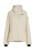Beige wasserfeste Jacke mit abnehmbarer Kapuze, zwei seitlichen Reißverschlusstaschen und einer Reißverschlusstasche auf der Brust; mit schwarzem Logo und verstellbaren Bündchen.