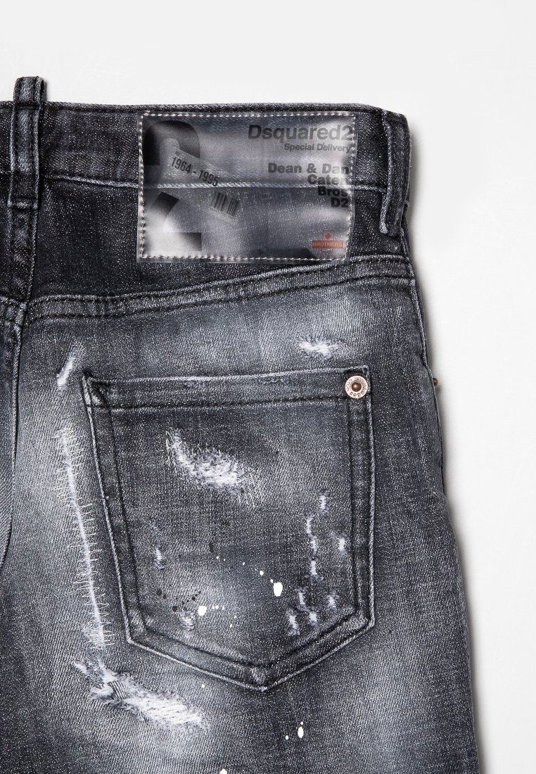 Dsquared2