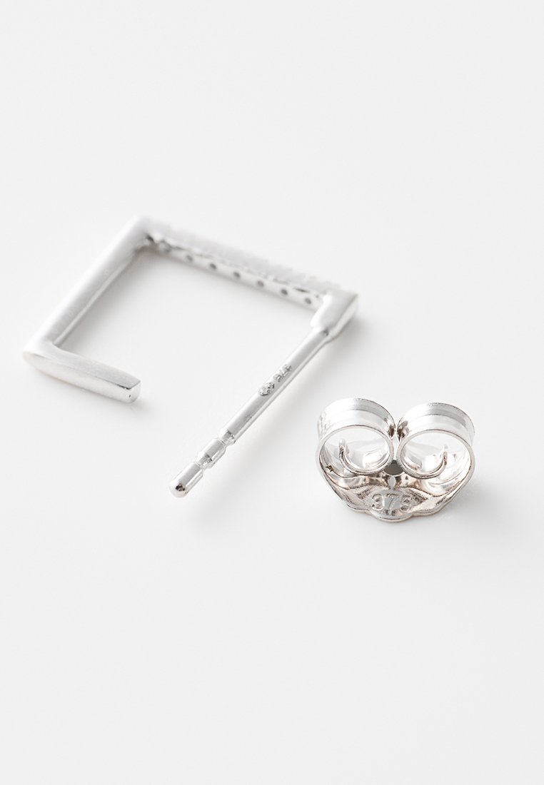 Le Diamantaire VISION 0.05 CT DIAMOND