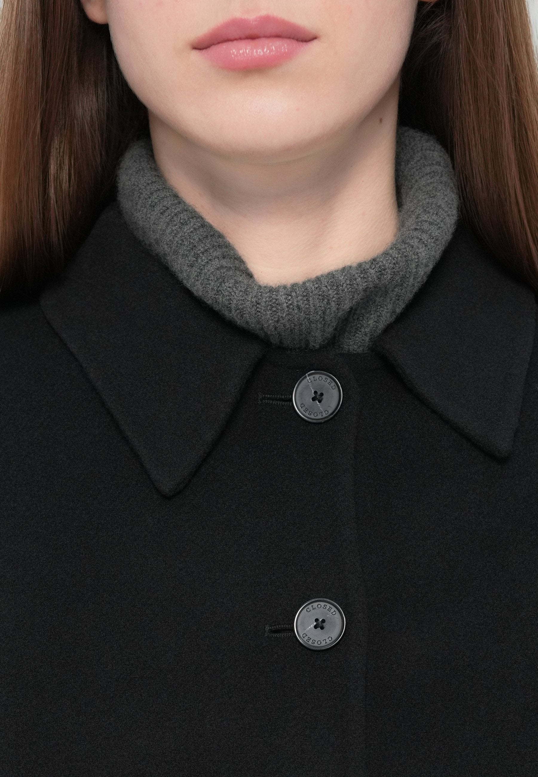 CLOSED CROPPED JACKET