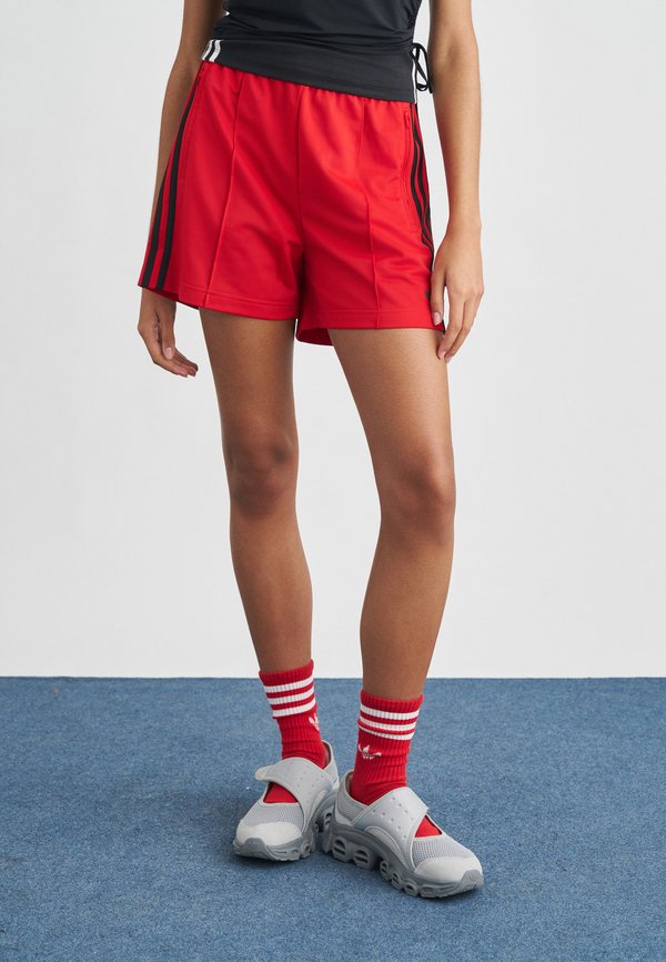 adidas Originals FIREBIRD - Shorts - better scarlet/black