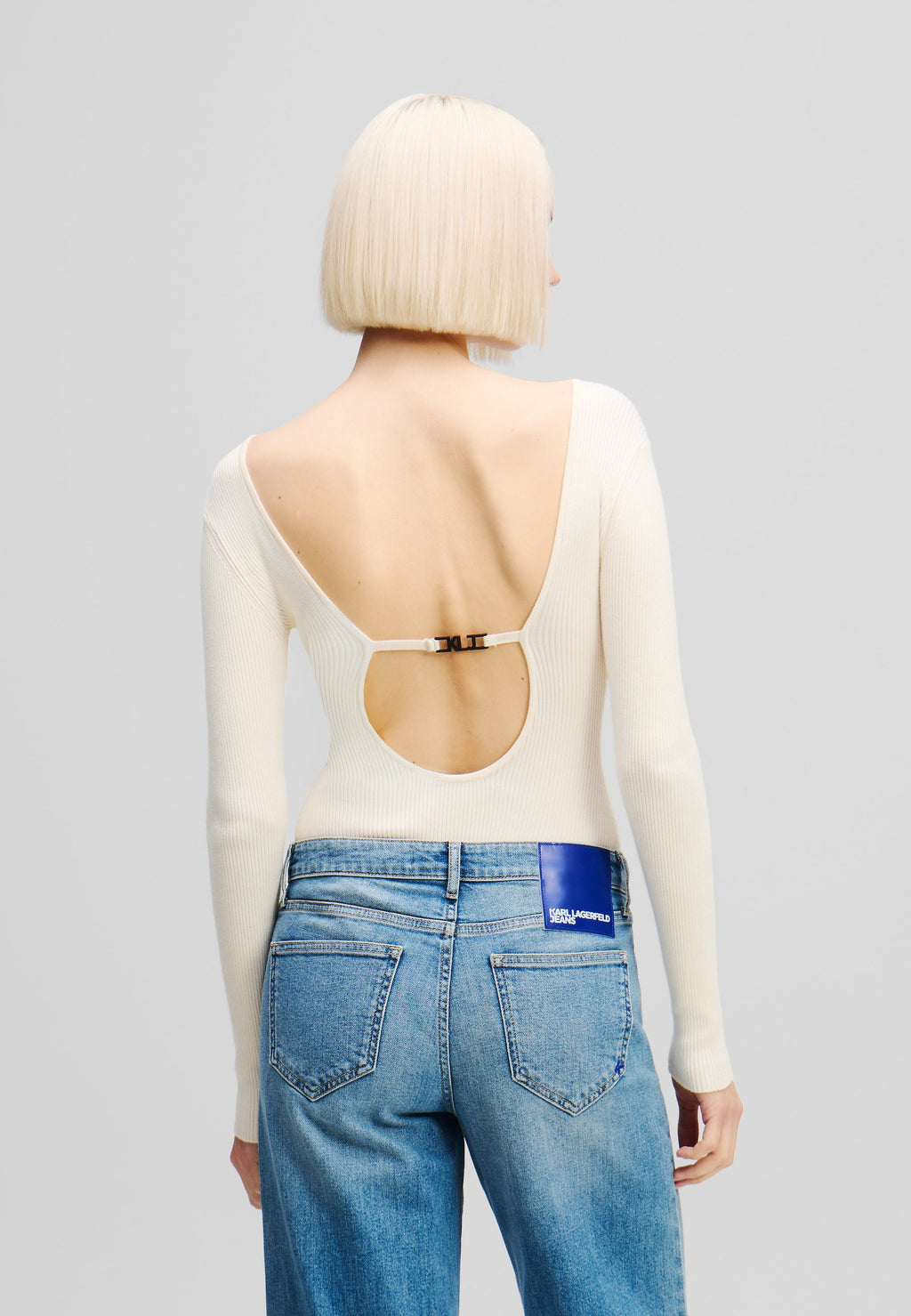  LONG-SLEEVED Media 3