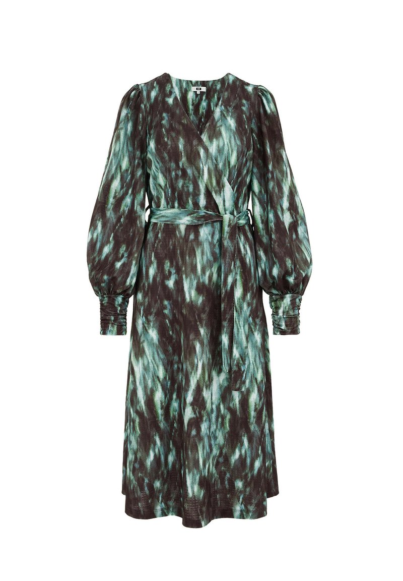 Wickelkleid aus leichtem Stoff mit einem grünen und schwarzen abstrakten Muster, langen Puffärmeln und einem passenden Gürtel in der Taille.