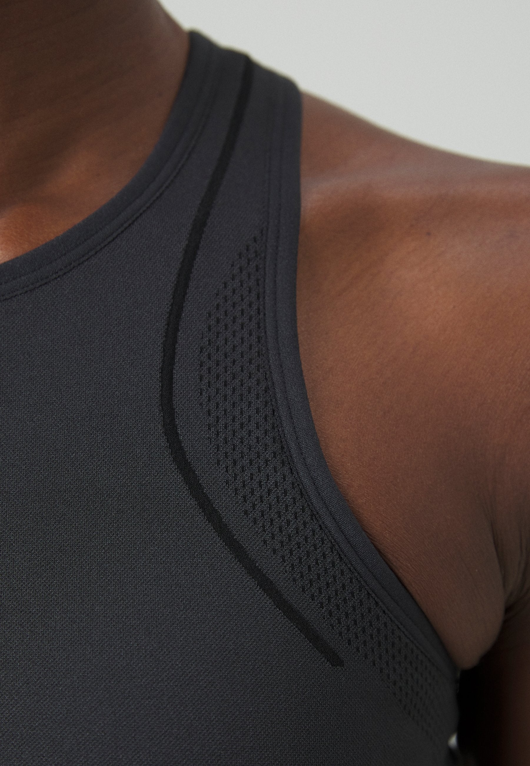 ICANIWILL ENDURANCE SEAMLESS BRA