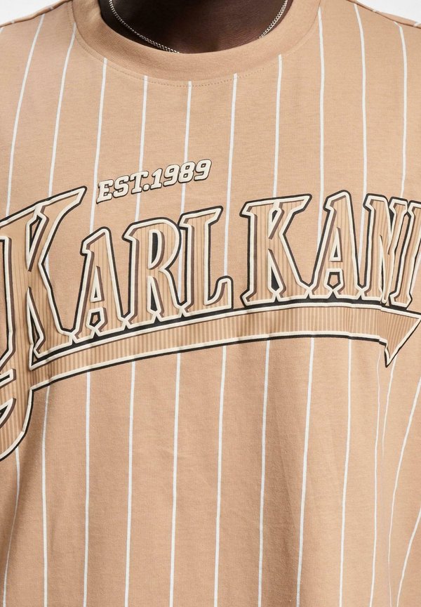 Karl Kani TREING BOXY PINSTRIPE