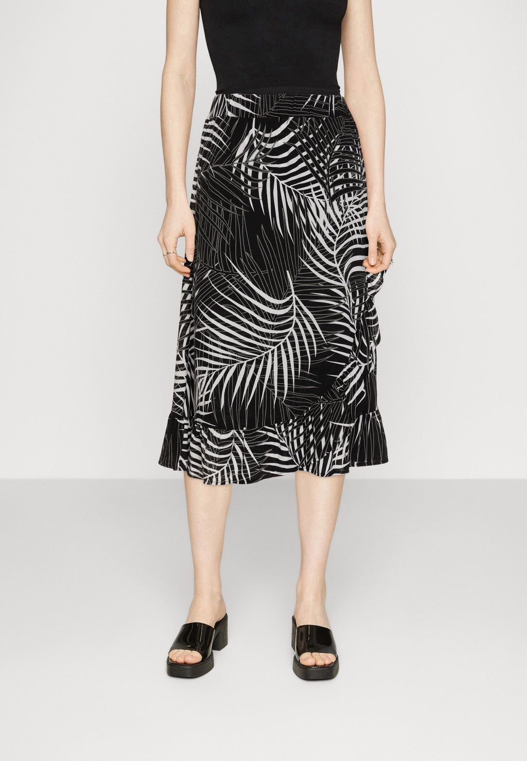ONLFRIDA WRAP SKIRT Media 3