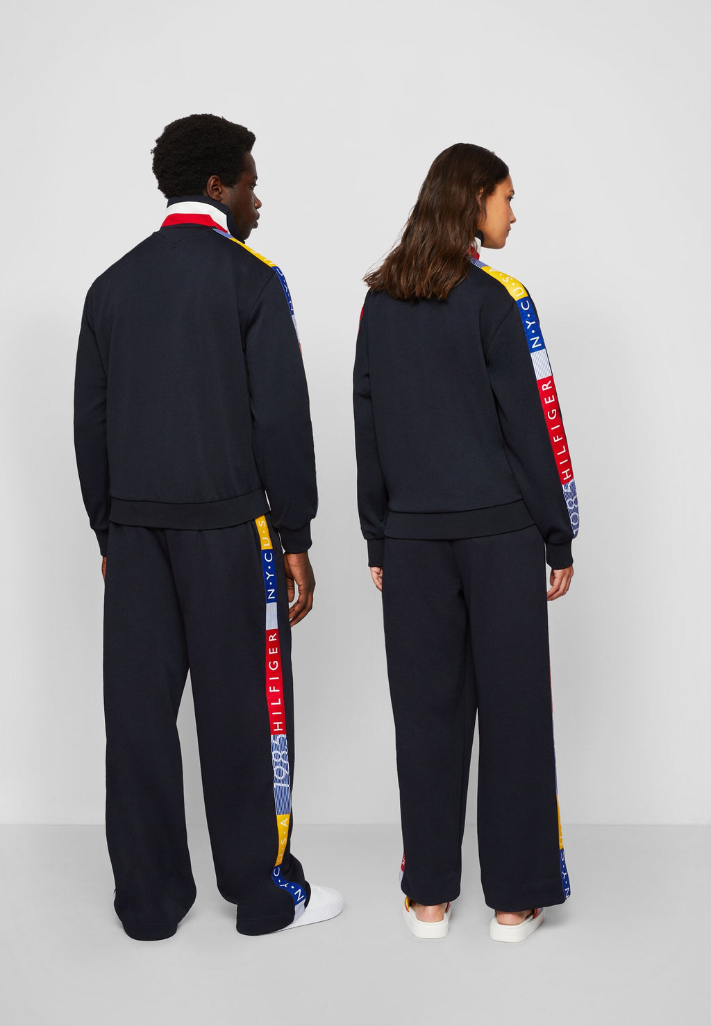 EXCLUSIVE UNISEX HILFIGER TEAM TRACK SUIT SET Media 4