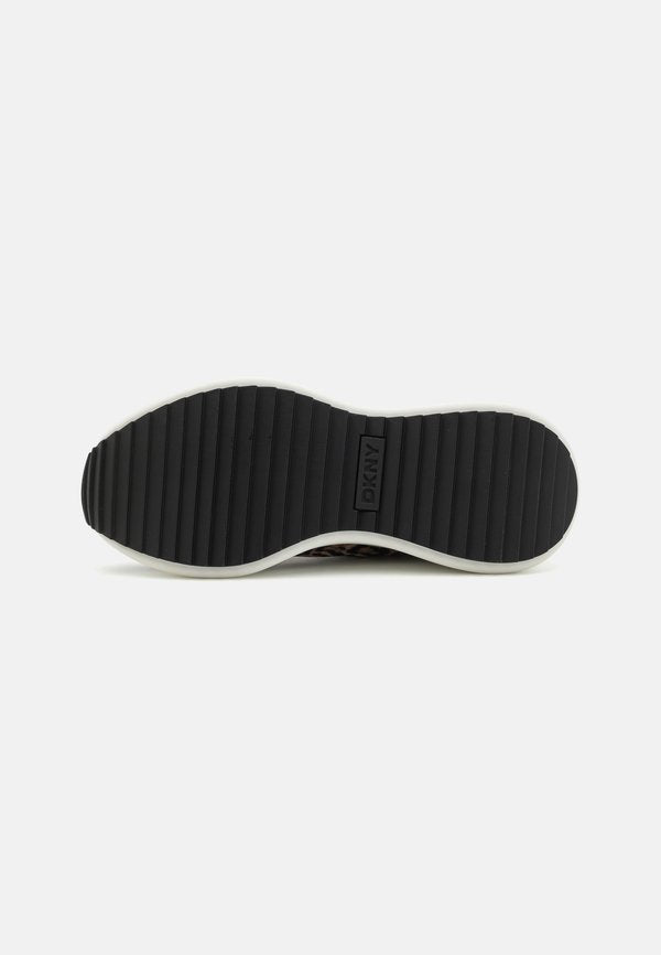 DKNY ZAVALLA LACE UP