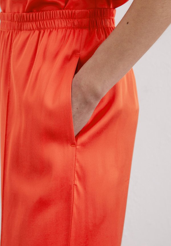 Marc O'Polo FLUENT JOGGER PLEAT DETAIL, ELASTIC WAIST