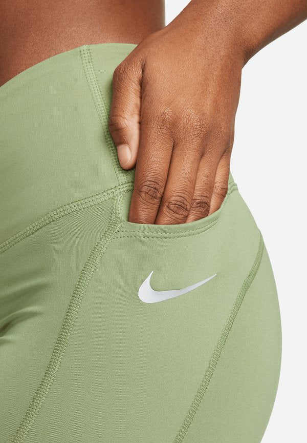 Nike Performance FAST