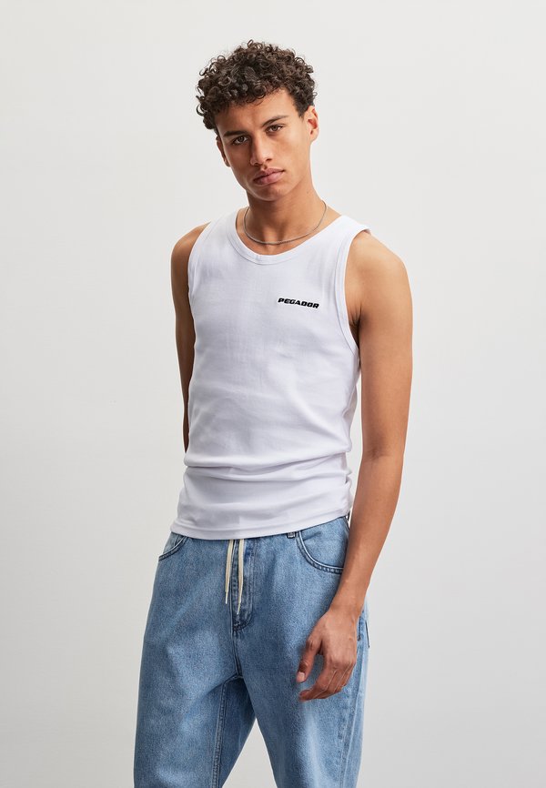 Pegador LOGO UNDERSHIRT