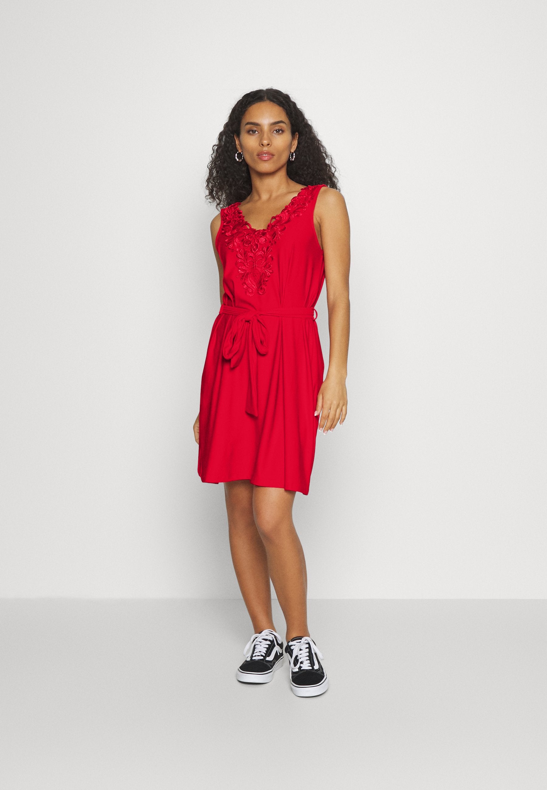 ONLNIDA DRESS Media 2