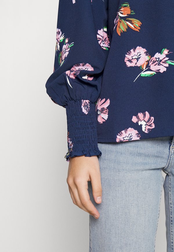 Vero Moda Petite VMLYDIA SMOCK