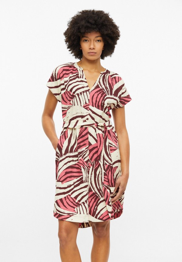 s.Oliver Day dress - pfirsich