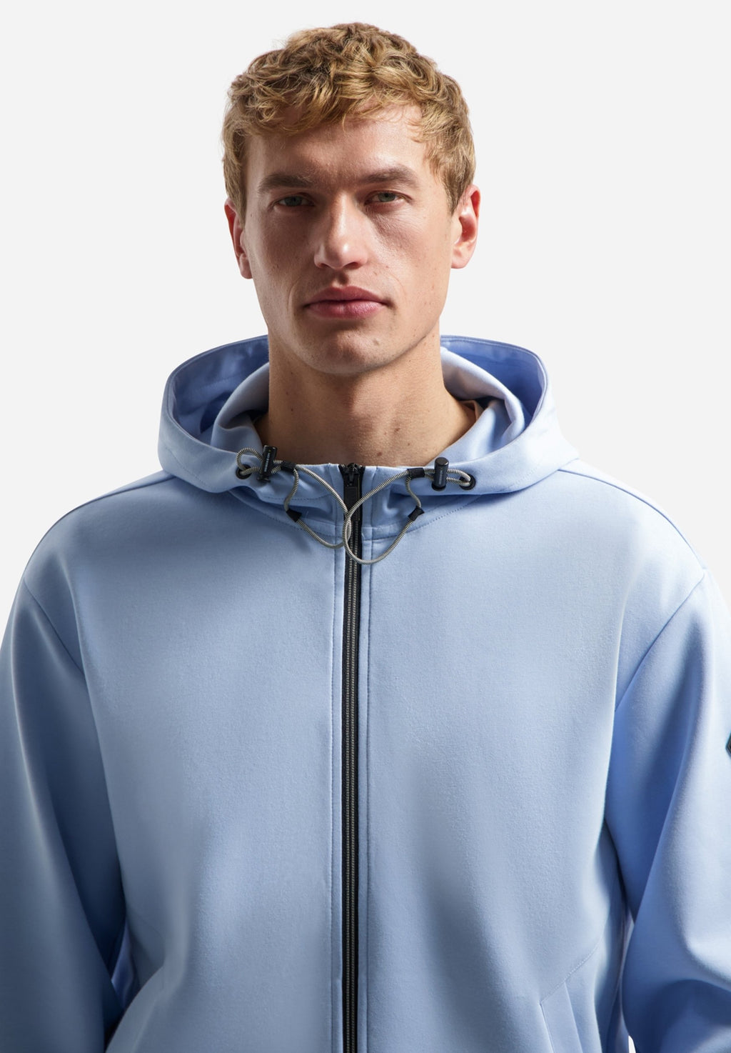 HOODED Media 7
