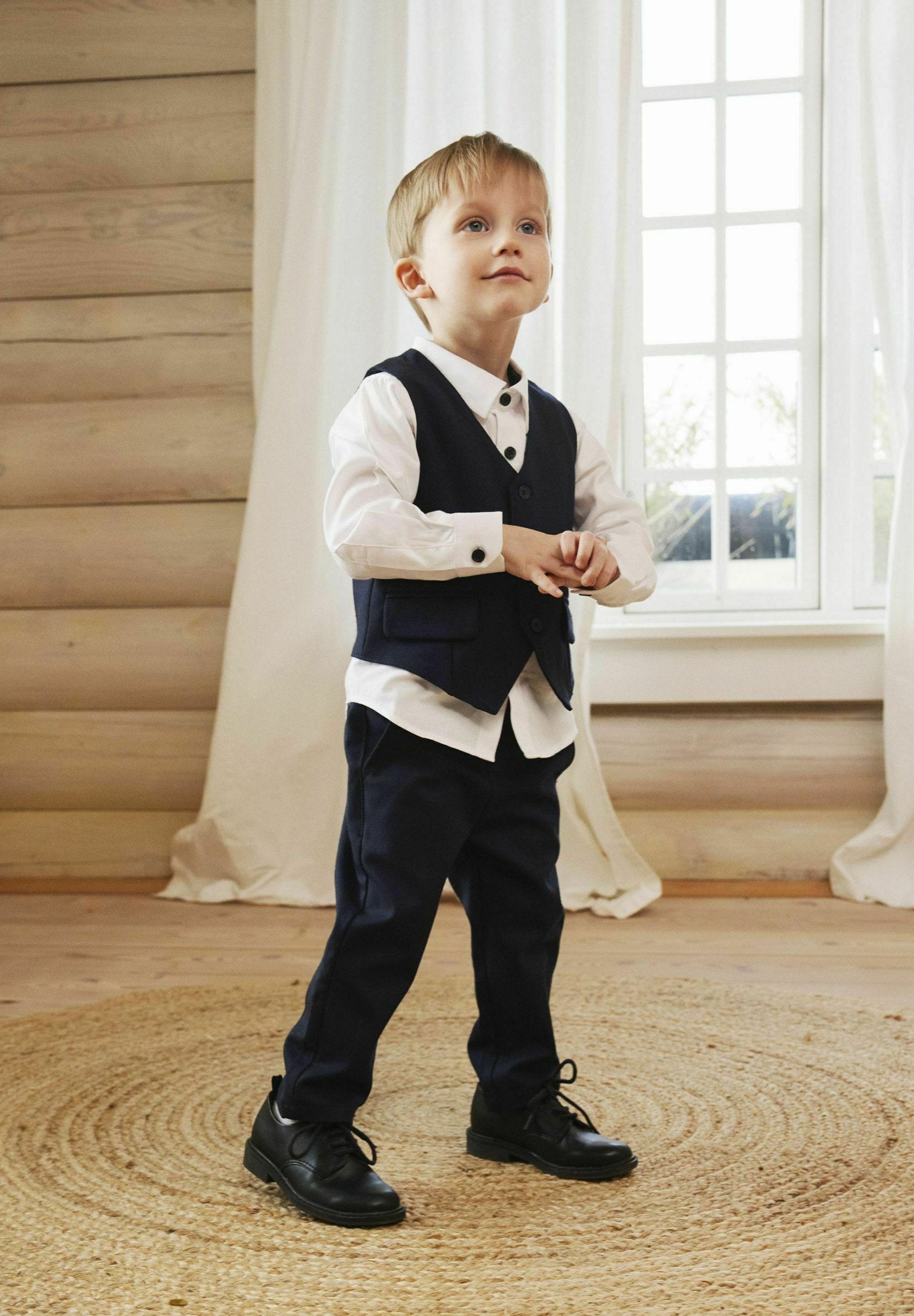 Name it REGULAR FIT