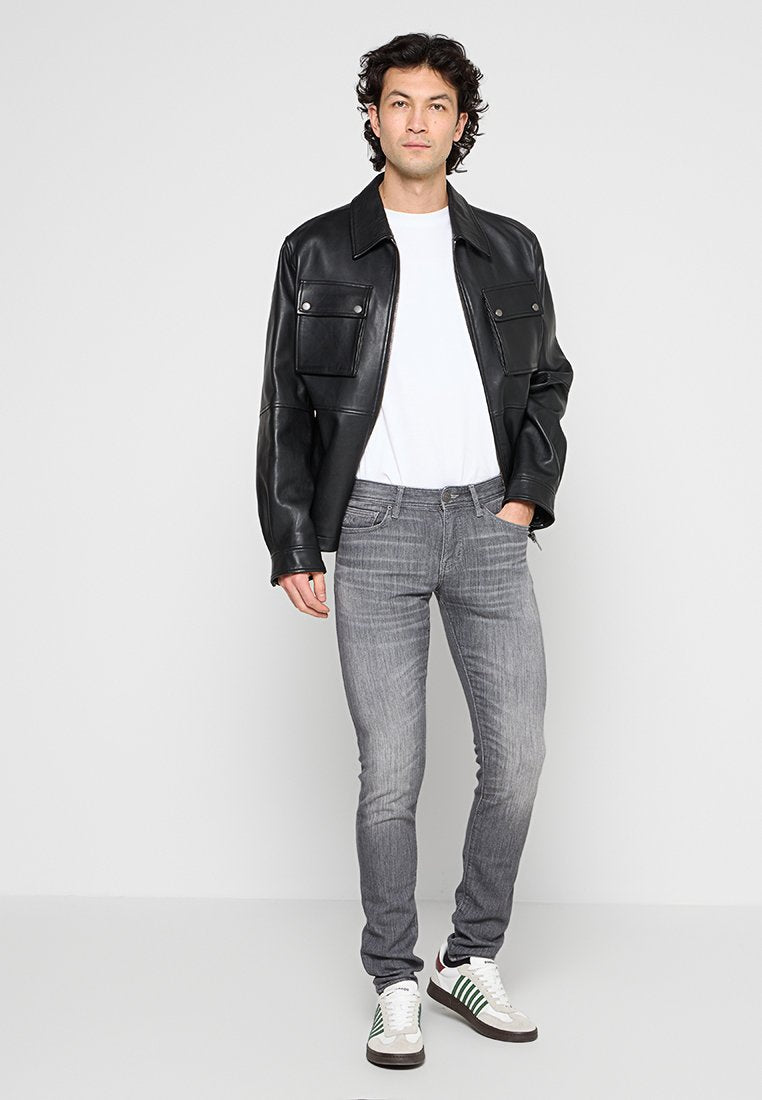 Armani Exchange Jeans Slim Fit Media 2