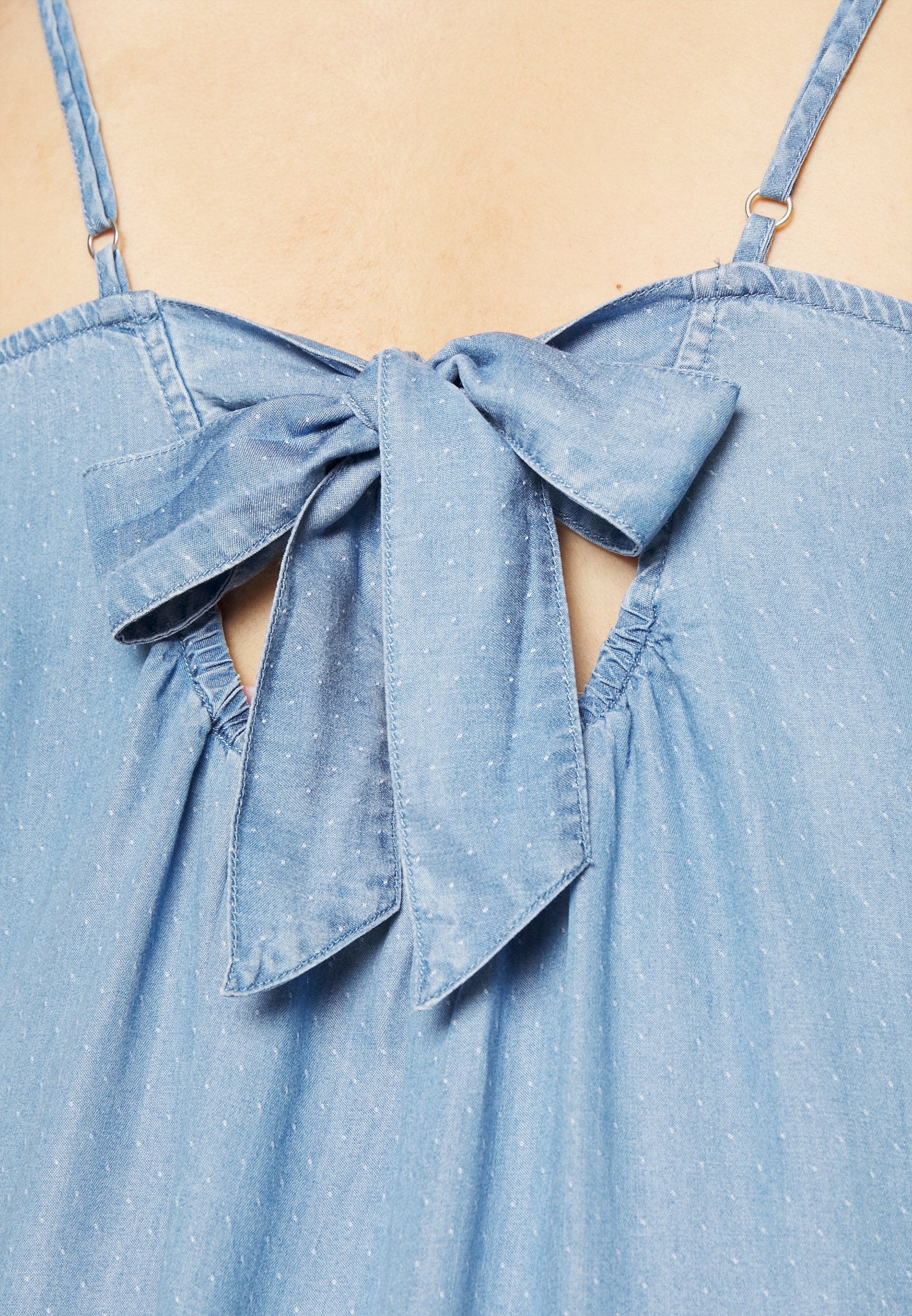 Vero Moda Curve VMLILIANA SINGLET SHORT BOW DRESS