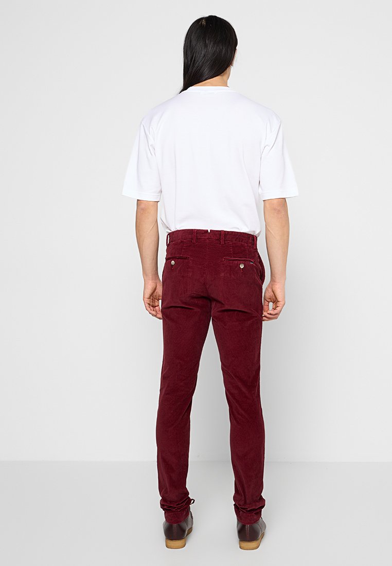 Hackett London