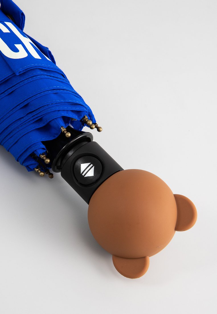 MOSCHINO