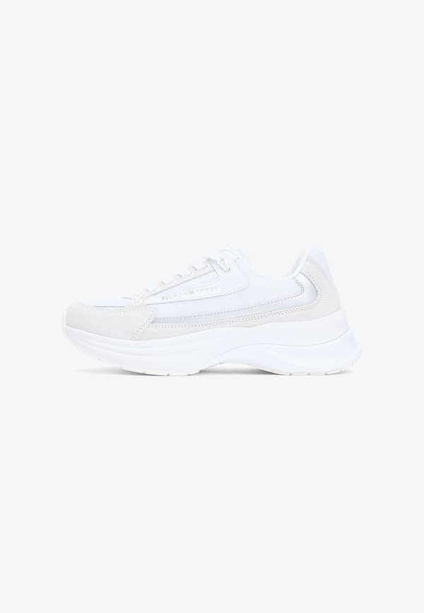 Tommy Hilfiger SUEDE CHUNKY LACE-UP TRAINERS - Trainers - white