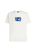 Weißes Baumwoll-T-Shirt mit blauem Grafikdesign, das das Wort "ONeill" und abstrakte Formen zeigt. Kurze Ärmel und Rundhalsausschnitt.