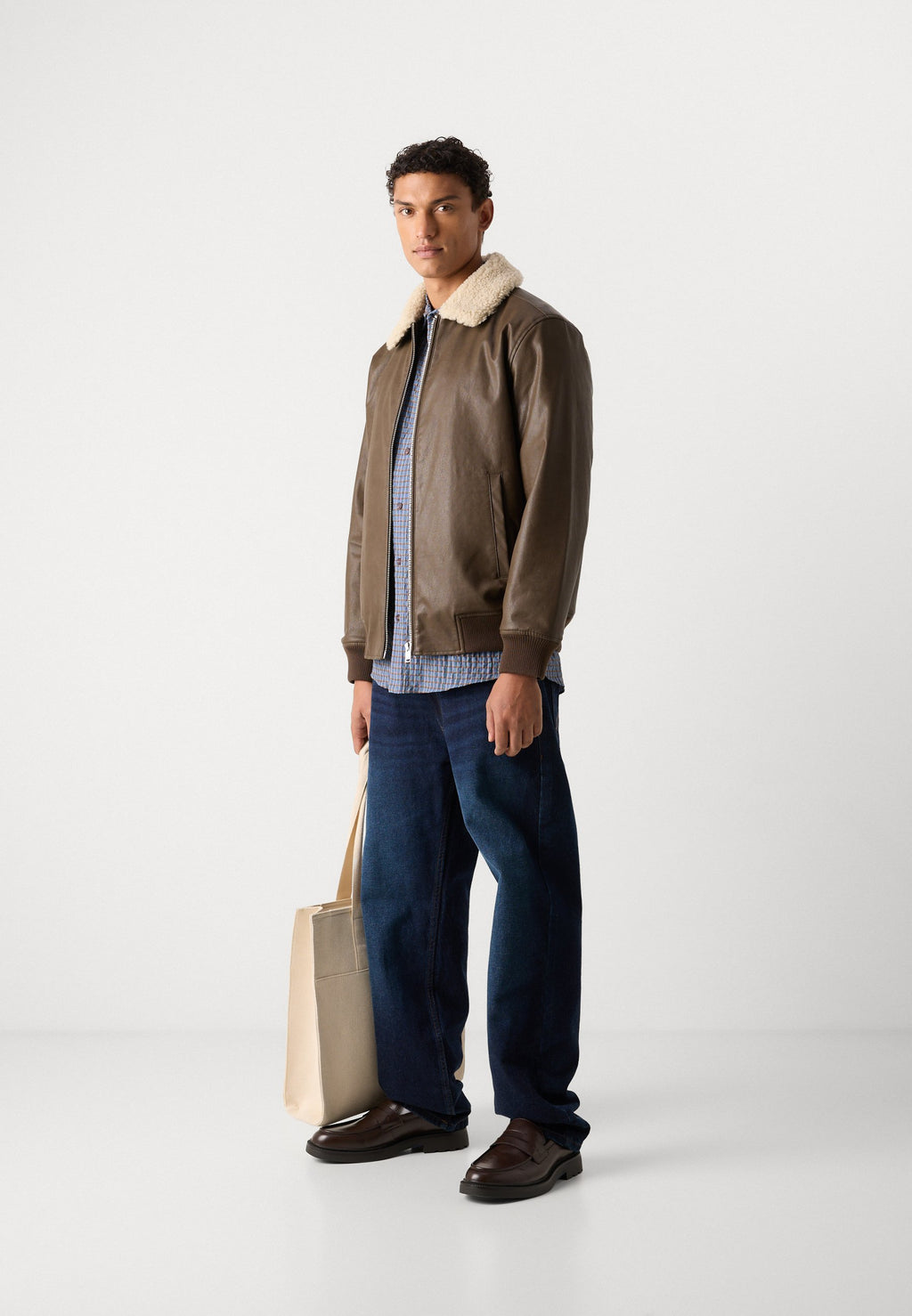 JACKET Media 6