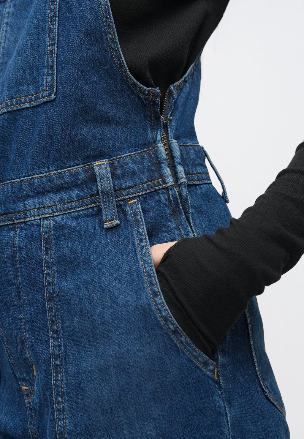 GAP LONG AND LEAN OVERALL JACKSON