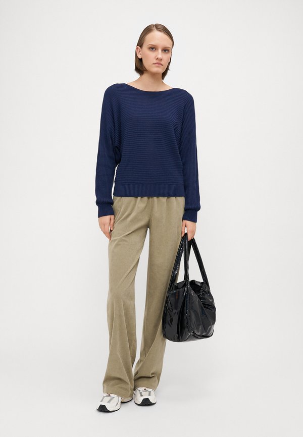 Vero Moda Tall VMLUX BOATNECK BATWING