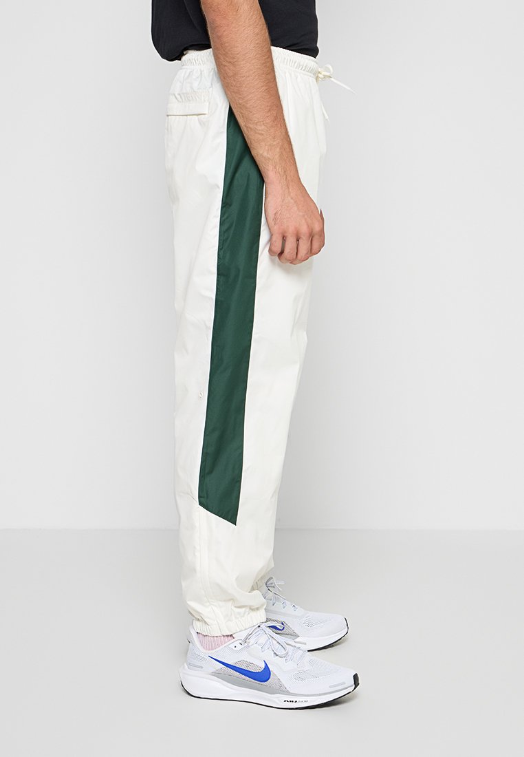 Nike Sportswear M NK WR LND PANT 26