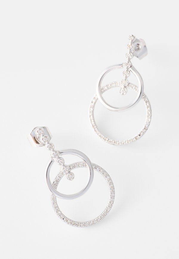 Le Diamantaire NANAMI 0.21 CT DIAMOND