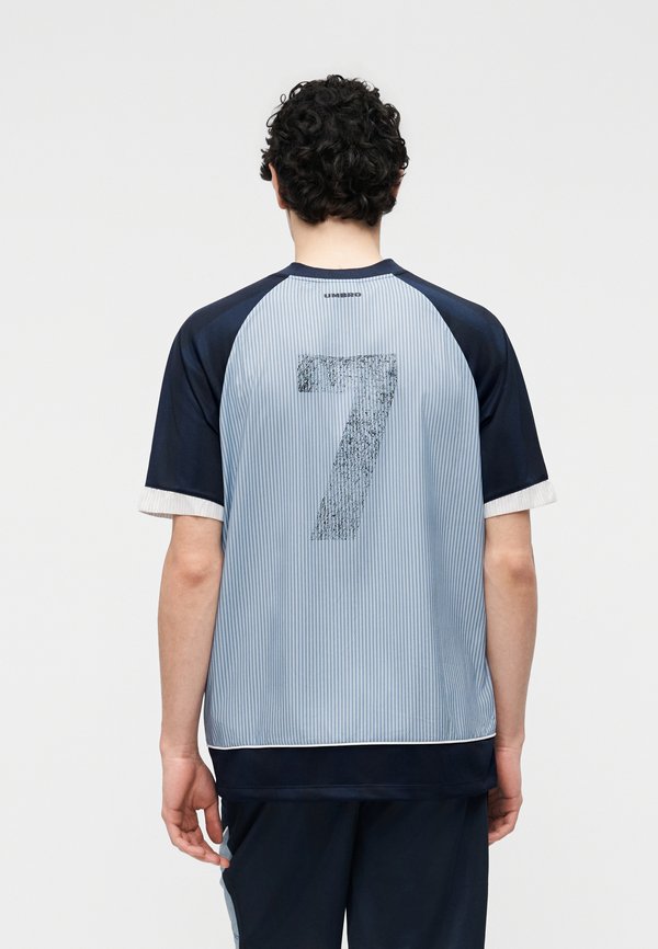 Umbro PANELLED SHIRT
