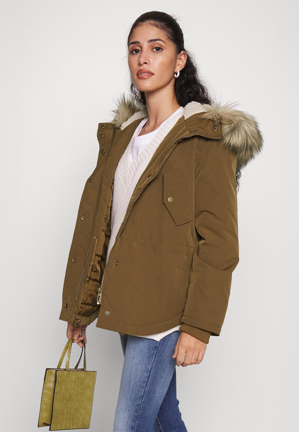 ONLESTHERPARKA Media 6