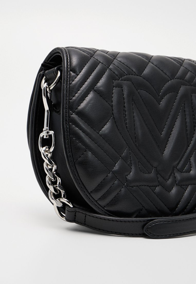 Love Moschino