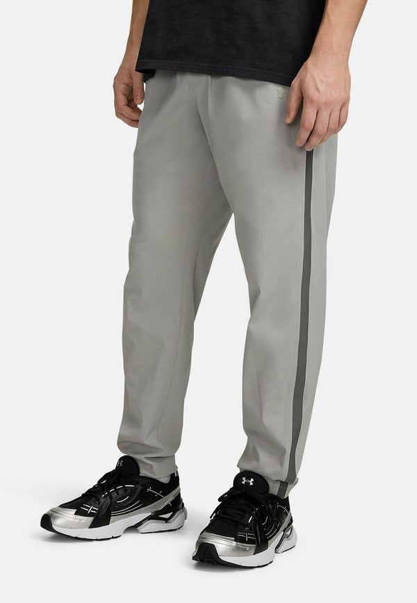Under Armour UNSTOPPABLE AIRVENT - Tracksuit bottoms - titanium