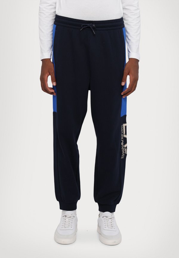 EA7 Emporio Armani PANTALONI