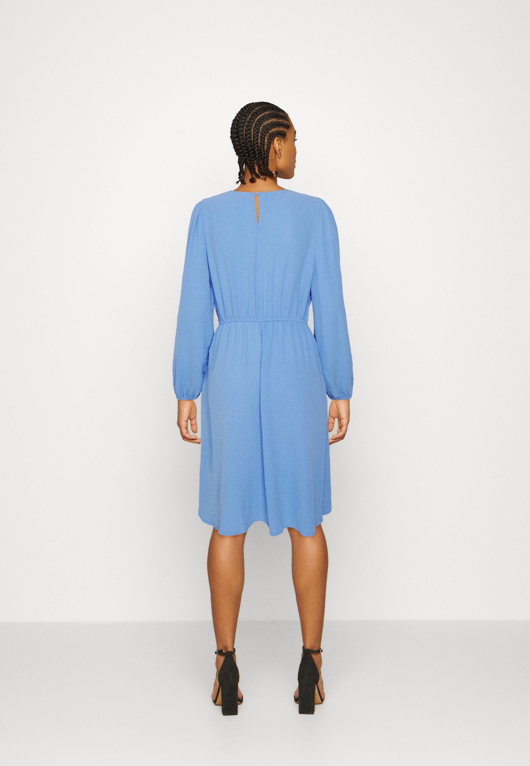 ONLMETTE O NECK ABOVE KNEE DRESS Media 4