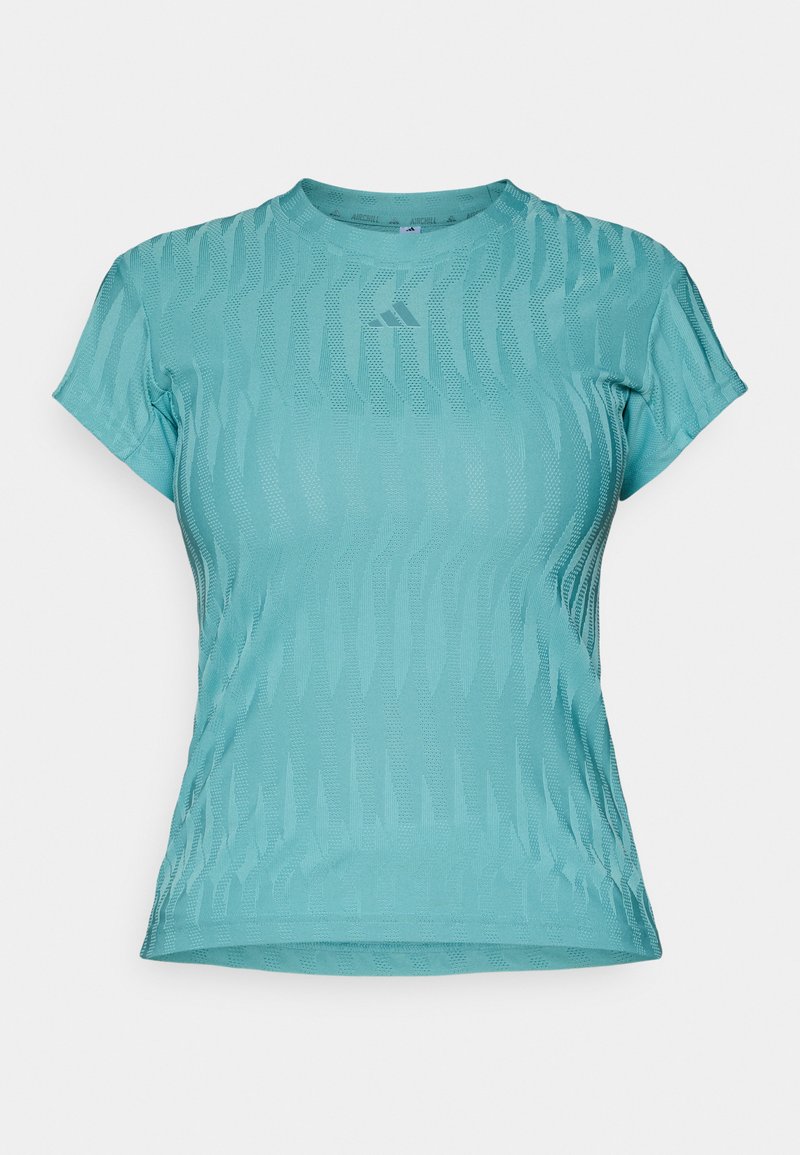 FREELIFT TEE Media 1