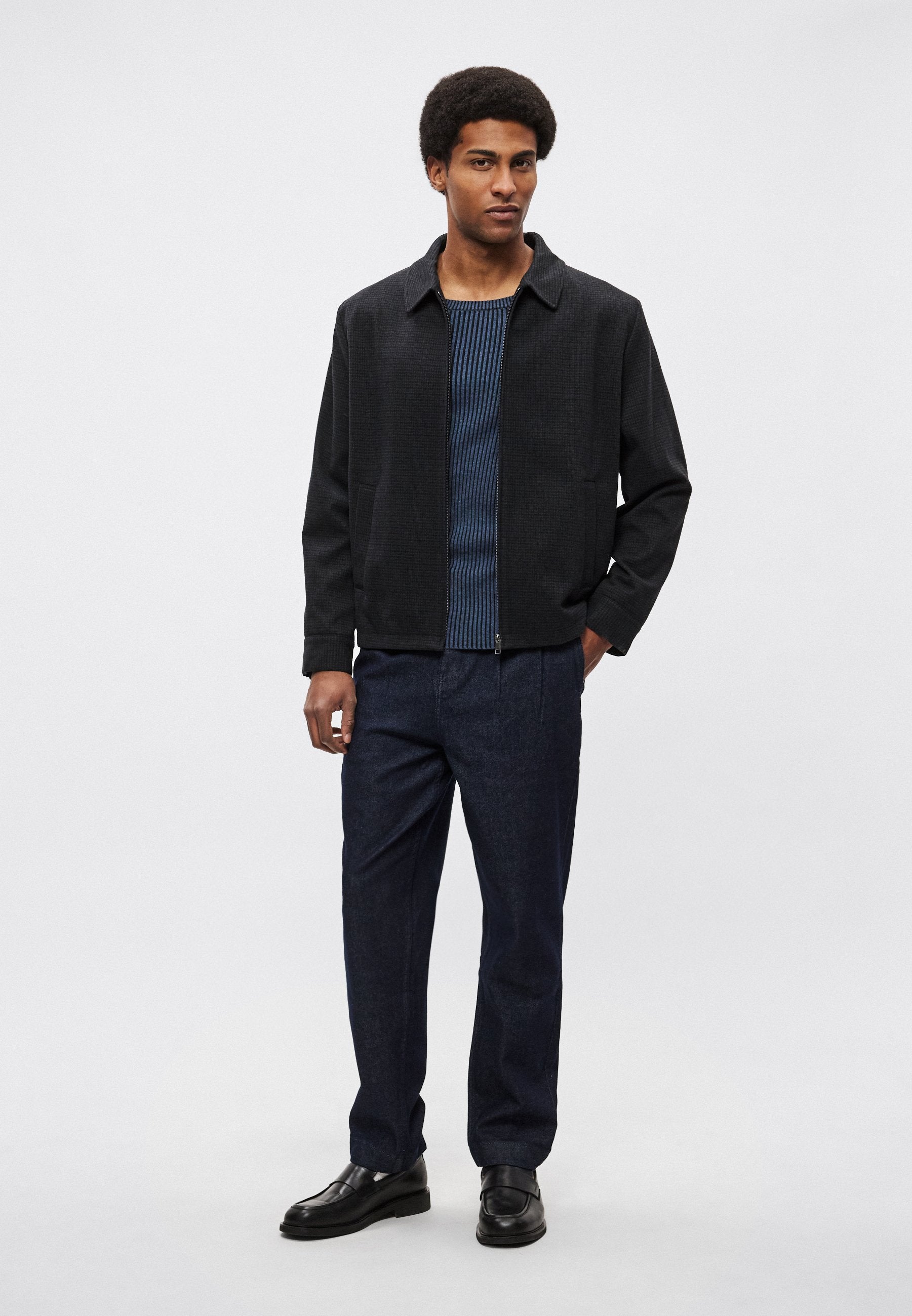 DOUBLE PLEAT PANTS Media 6