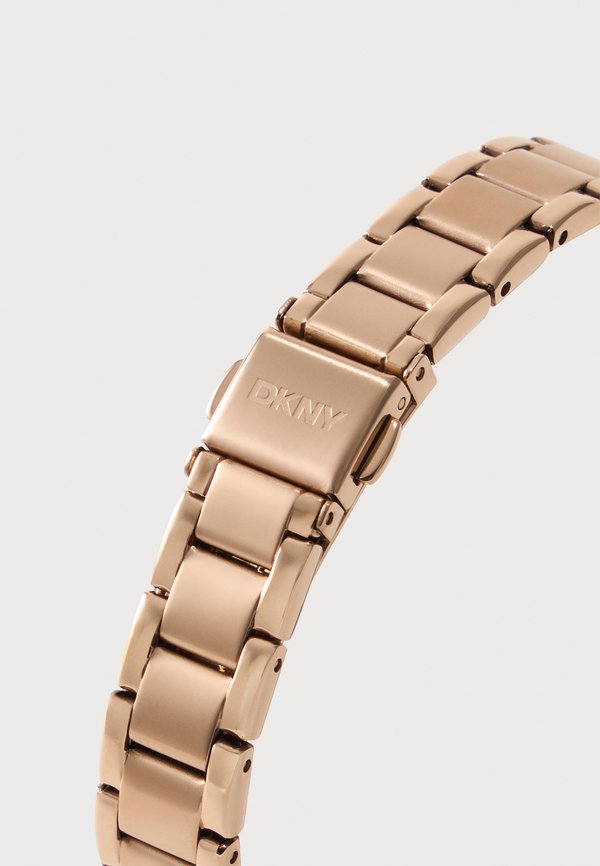 DKNY