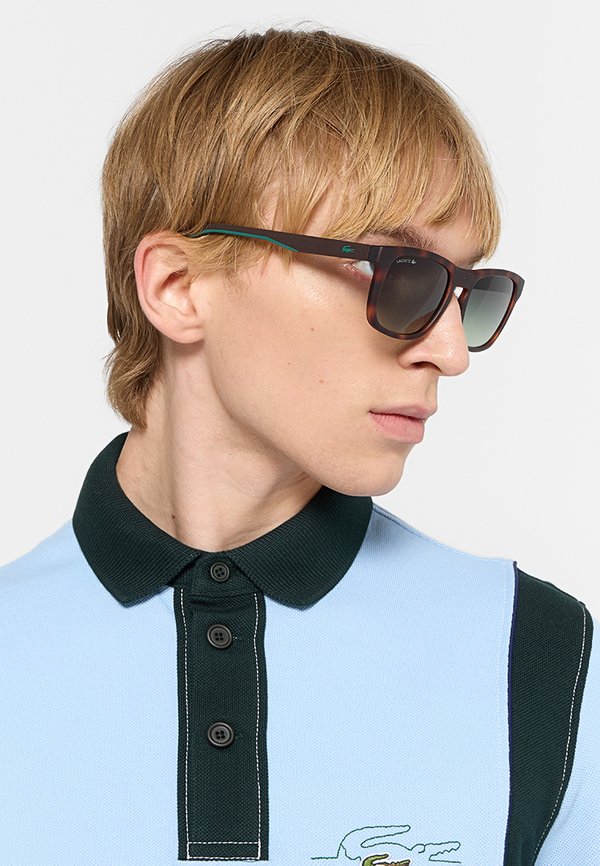Lacoste L956S