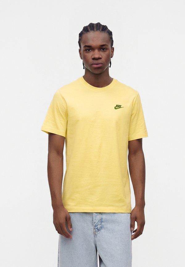 Nike Sportswear CLUB TEE - Basic T-shirt - soft yellow