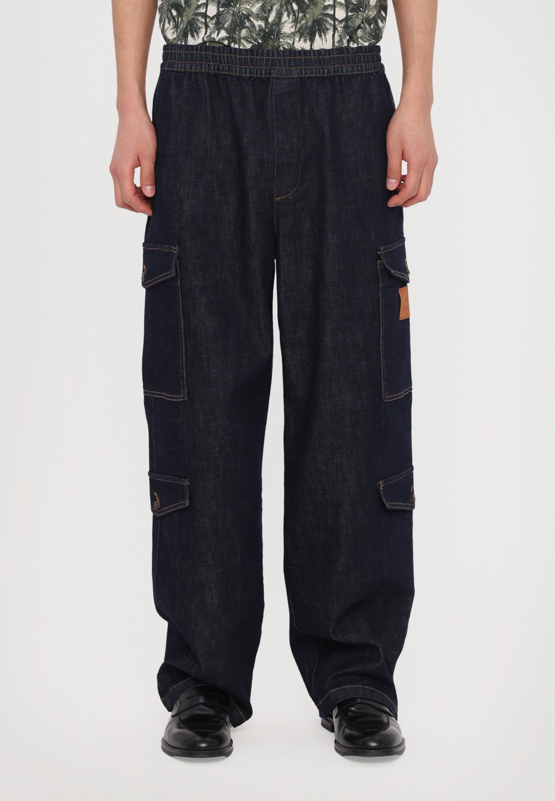 TROUSER Media 3