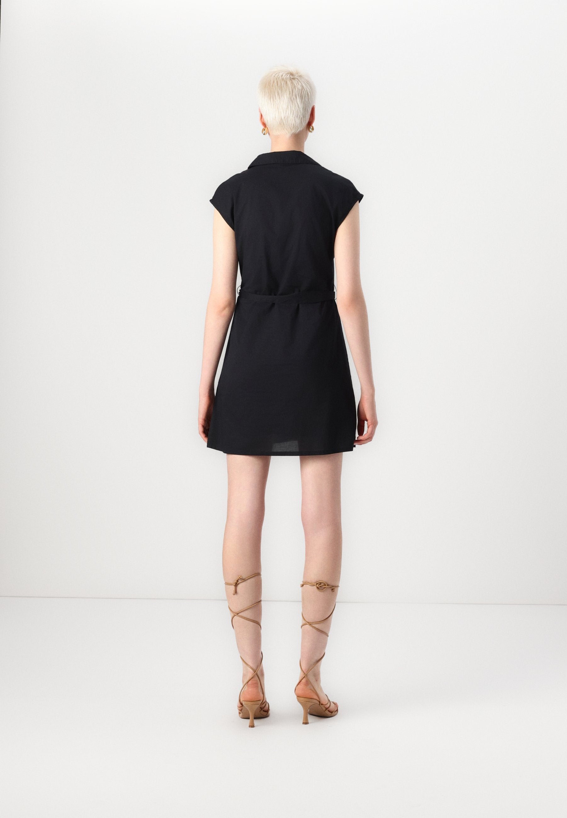 ONLLOU LIFE DRESS Media 4