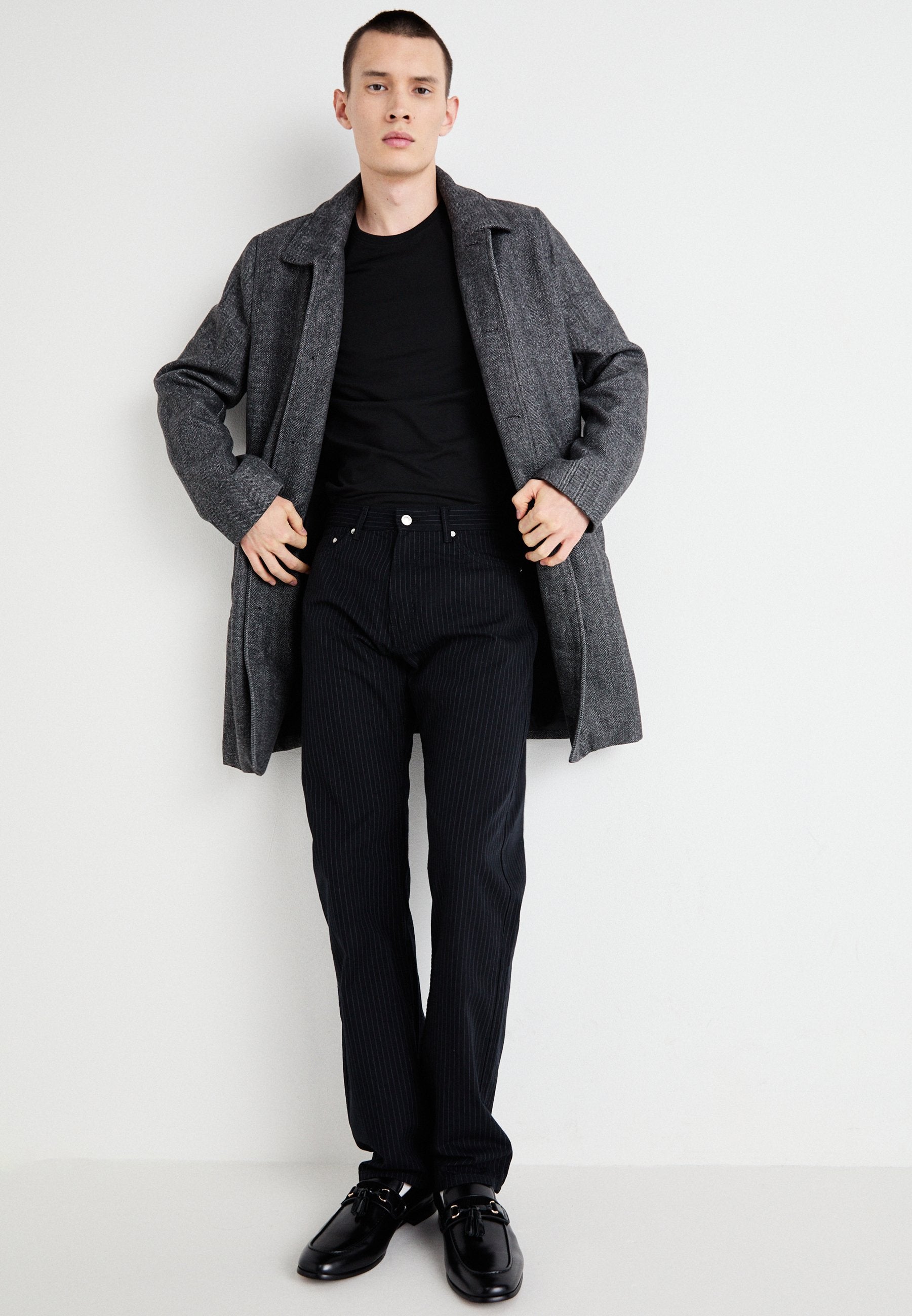 Weekday SPACE RELAXED STRAIGHT