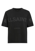 Schwarzes Baumwoll-T-Shirt mit Rundhalsausschnitt, kurzen Ärmeln und mattem Finish, das mit großem Text "ALLSAINTS" und "LONDON" bedruckt ist.