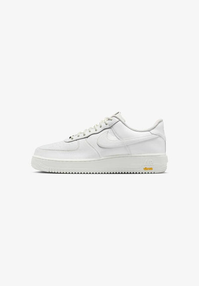 Nike Sportswear AIR FORCE GORE-TEX VIBRAM - Trainers - summit white/off-white/speed yellow summit white