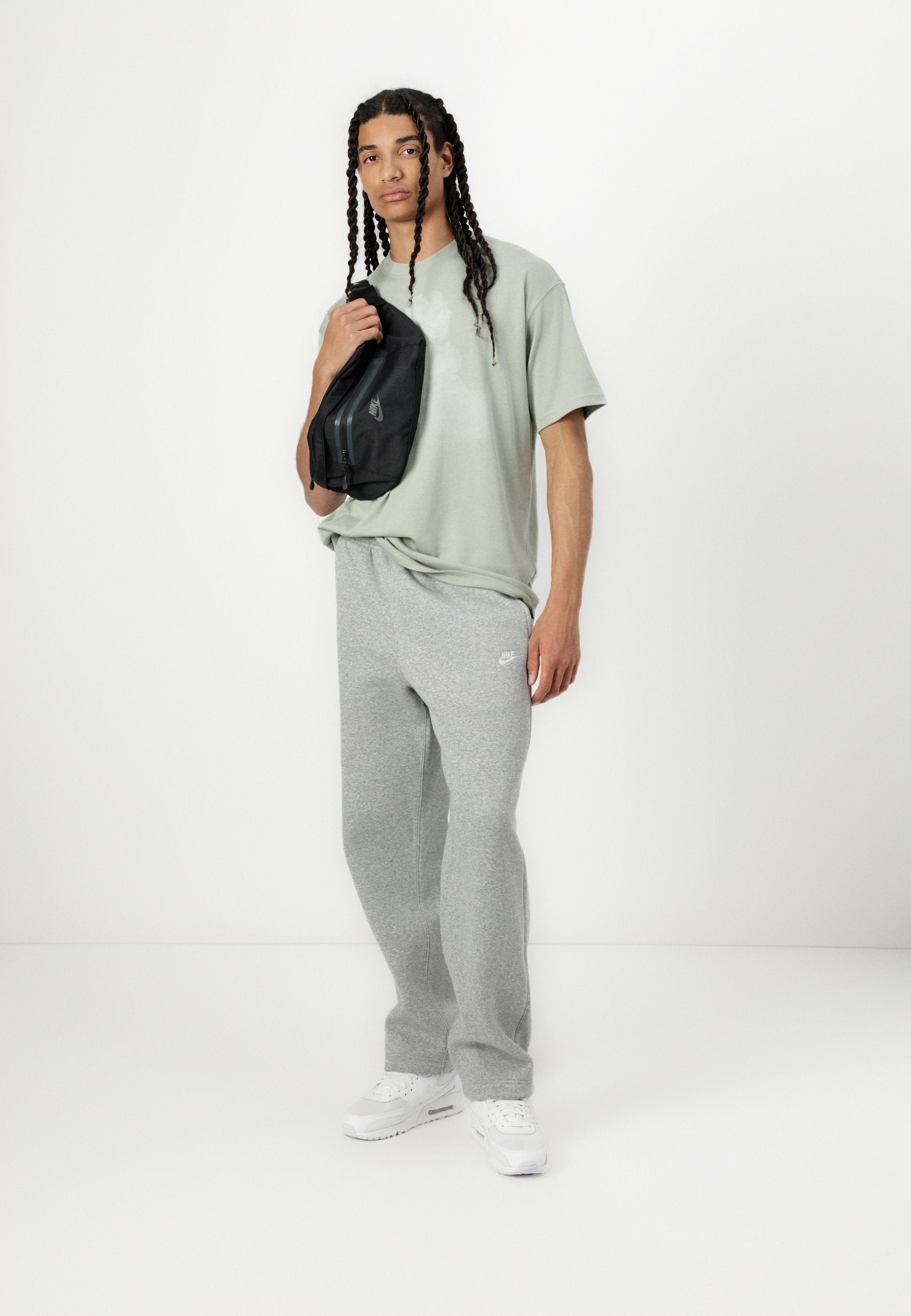 Nike Sportswear TEE