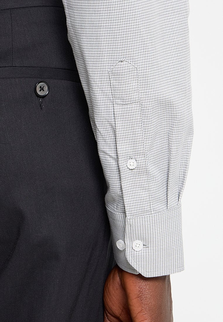 Michael Kors SLIM FIT